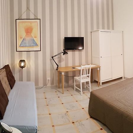 Casa Vacanze - Casa Luciana Style - Vomero Napoli Exteriér fotografie