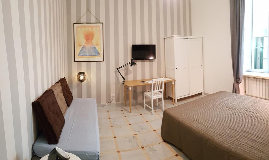 Casa Vacanze - Casa Luciana Style - Vomero Napoli Exteriér fotografie