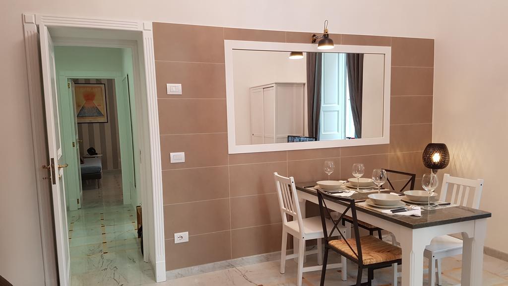 Casa Vacanze - Casa Luciana Style - Vomero Napoli Exteriér fotografie